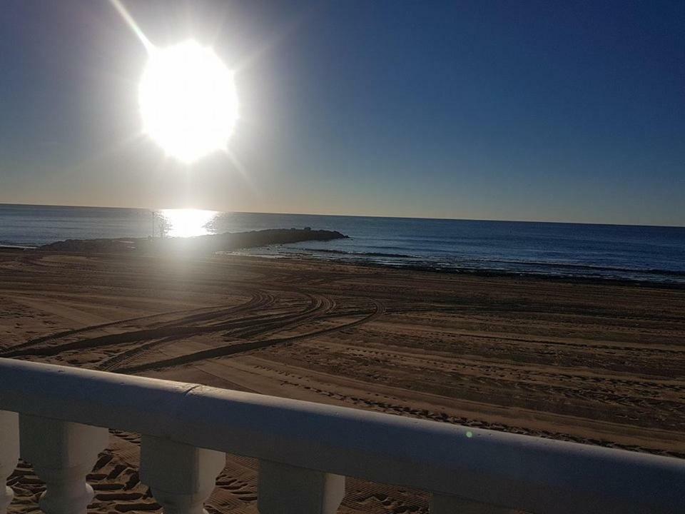Palacio Del Mar, Beach, Sea View, Pool Lägenhet Torrevieja Exteriör bild